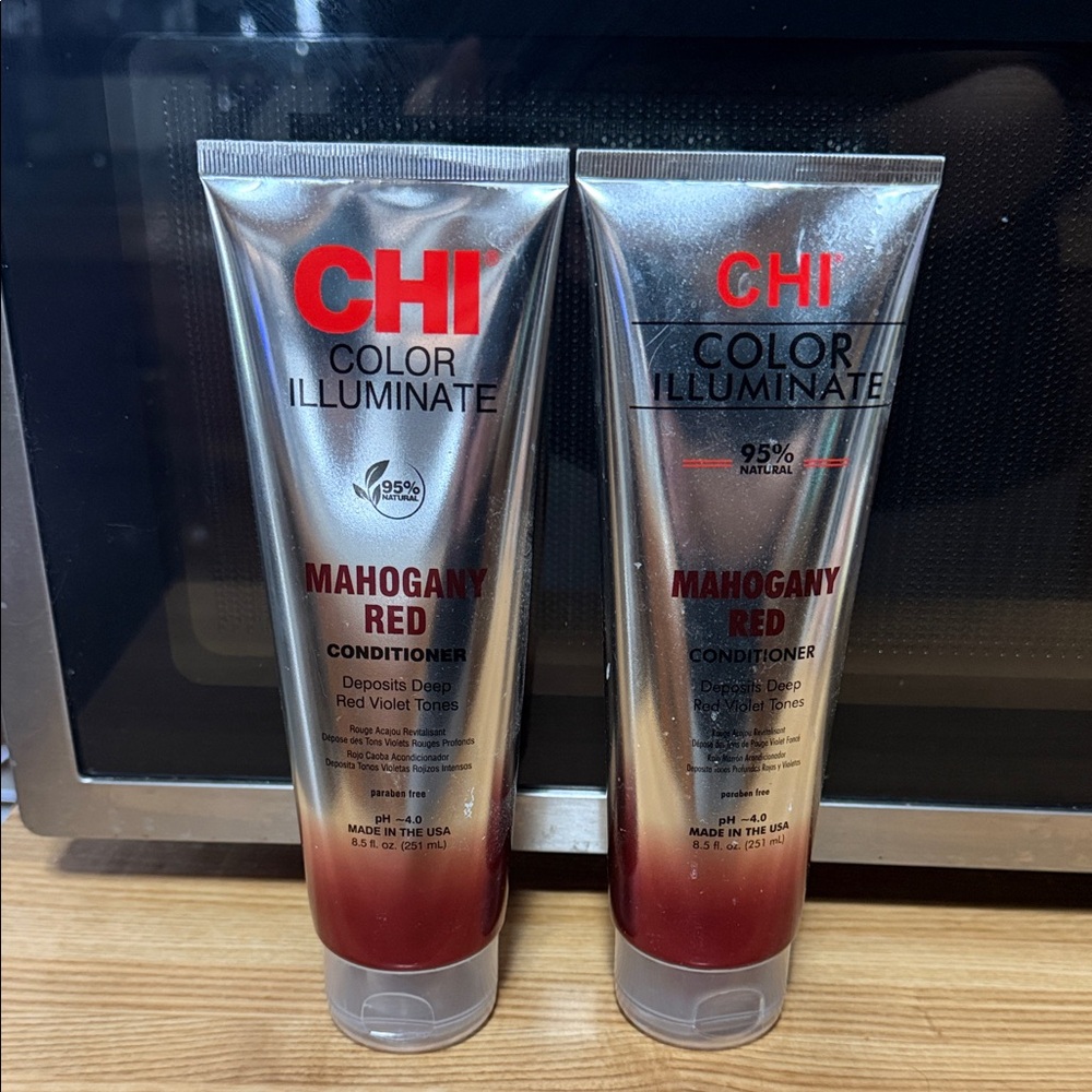 CHI Color Illuminate Mahogany Red Conditioner - Red